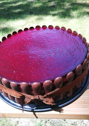 Málnazselés csokimousse torta 🎂 recept fotója