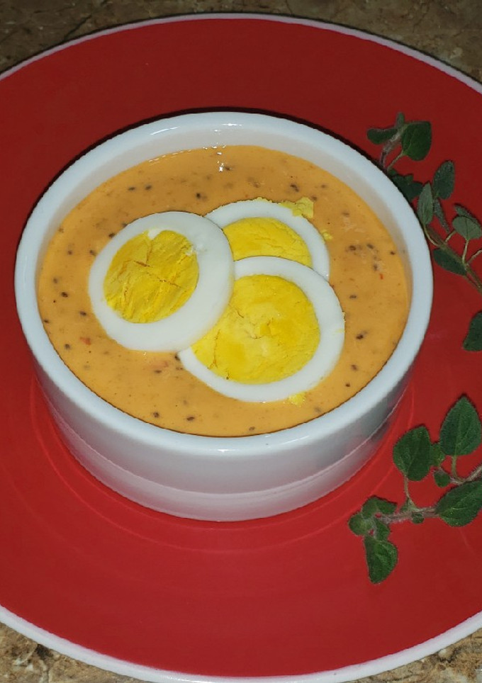 Una foto de Crema fría de tomates