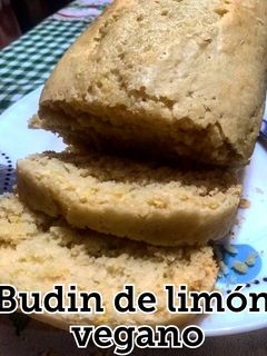 Una foto de 🍋Budín de Limón vegano 🍋