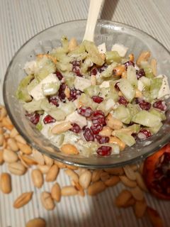 खीरा मूंगफली सलाद (cucumber peanut salad recipe in hindi) रेसिपी मुख्य फोटो