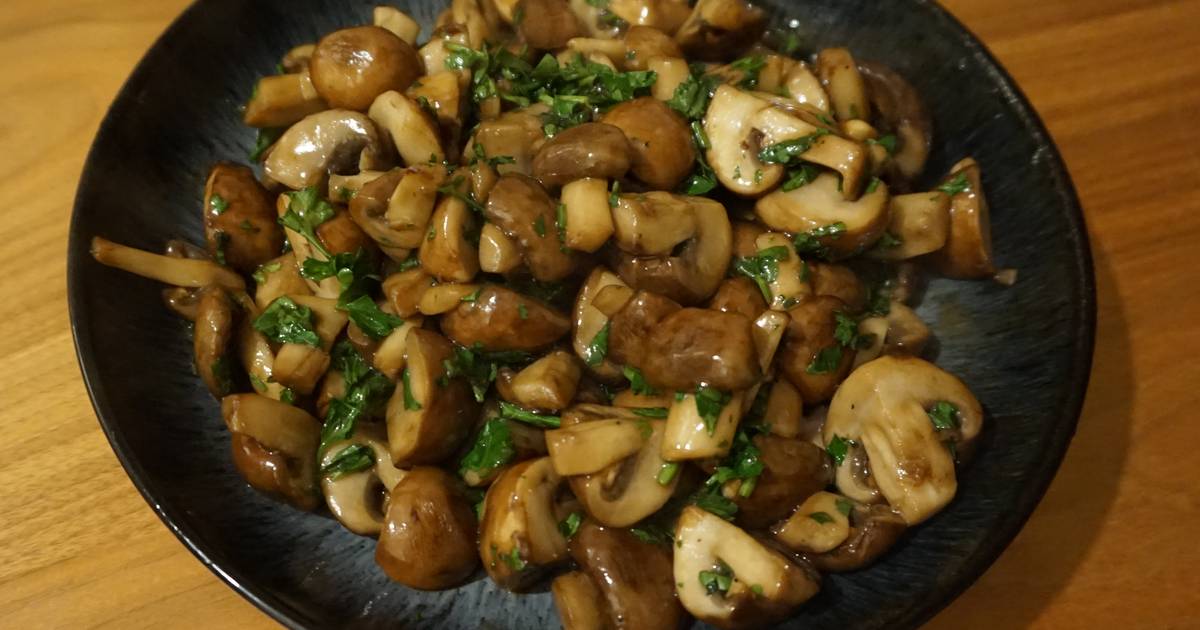 mushrooms-in-oyster-sauce-recipe-by-karl-cookpad