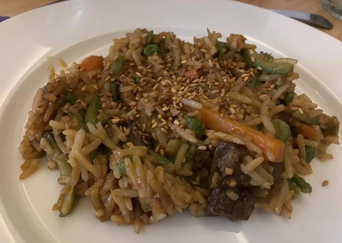 Recipe of Perfect Fried rice with veggies and meat