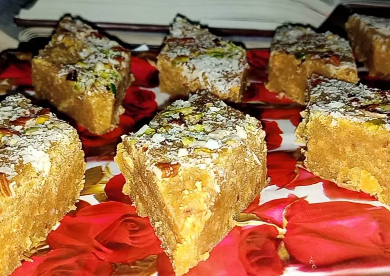 Gurr aur chanay ki Dal ka Halwa