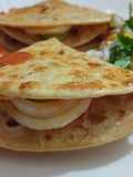 দেশি টর্টিল্লা র‍্যাপ (deshi tortilla wrap recipe in Bengali)
