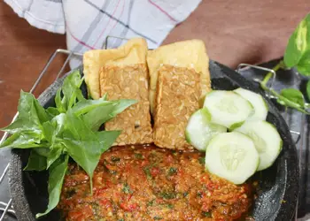 Masakan Populer Sambel terasi kemangi Ala Warteg