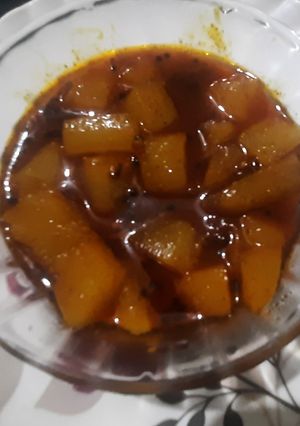 कैरी मेथांबा (Kairi Methamba Recipe In Marathi) रेसिपी चे मुख्य फोटो 