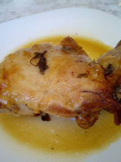 Una foto de Cabrito lechal asado