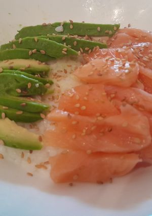 Une photo de Chirashi simple et gourmand