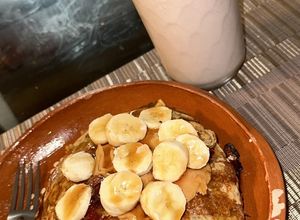 Una foto de HOT CAKES DE AVENA 💪🏻
