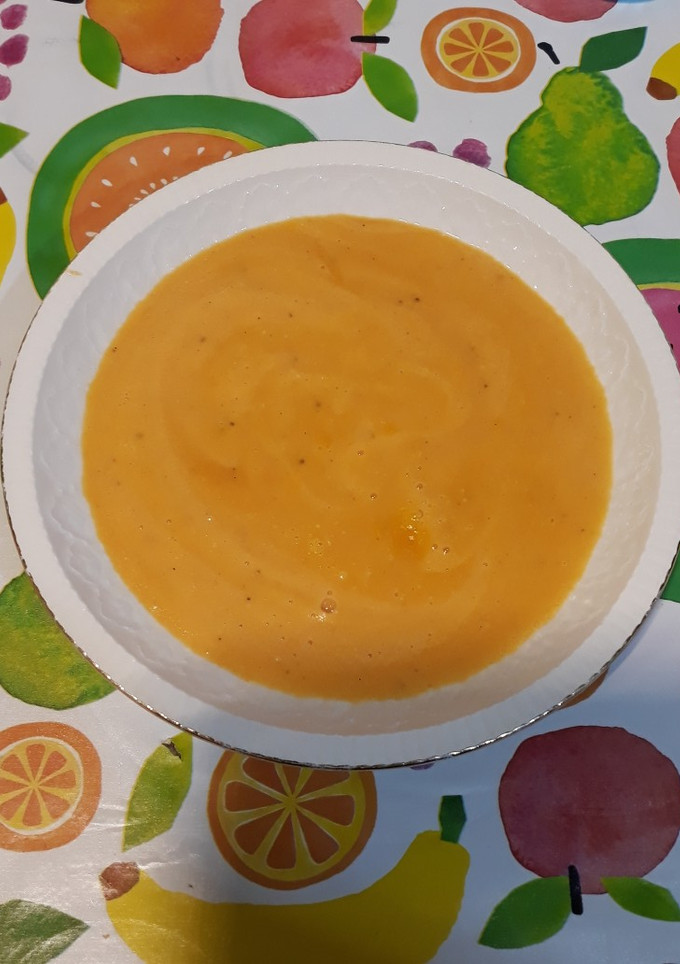 Una foto de Crema de zanahoria con sabor de tomillo