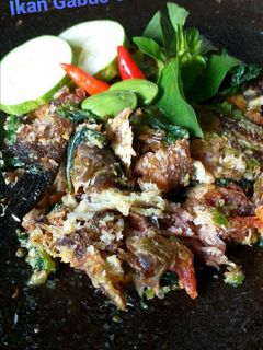 Foto resep Sambal ikan gabus penyet