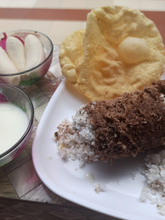 கேரளா ராகி குழாய் புட்டு (Kerala raagi kuzhaai puttu recipe in tamil) செய்முறை முக்கிய புகைப்படம்