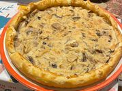 Una foto di torta salata con quark