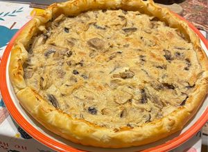 Foto di Torta salata con funghi, Philadelphia e robiola