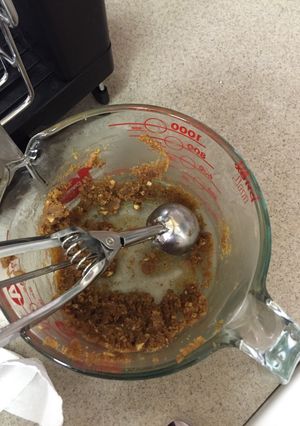 A picture of Three ingredient almond butter cookies.