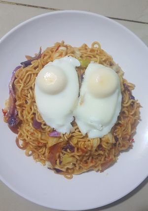 A picture of Stir Fry Noodles and Microwaved Eggs.