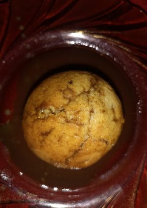 Csokis muffin fahéjas-narancsos sziruppal recept fotója