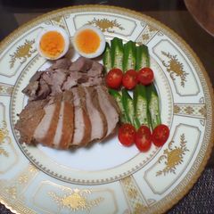 A picture of Tea and Vegetable flavored pork (pressur cooker).
