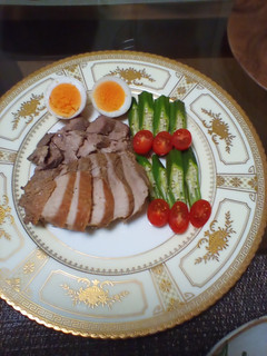 A picture of Tea and Vegetable flavored pork (pressur cooker).