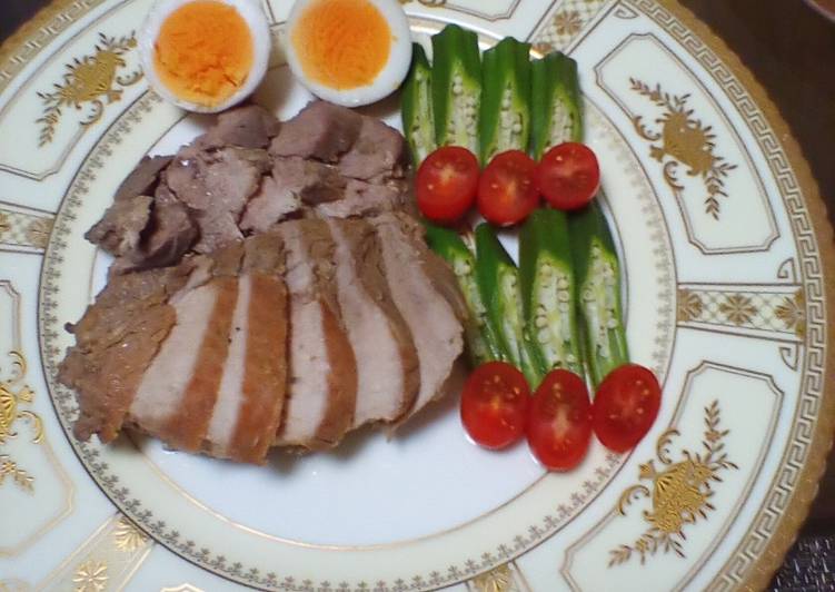 Simple Way to Make Perfect Tea and Vegetable flavored pork (pressur cooker)