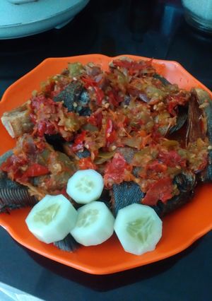 Foto resep Bawal Goreng Lado Merah Tomat Ijo
