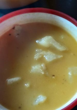 A picture of Aloo jhol.