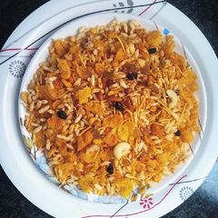 A picture of Mix chevda.