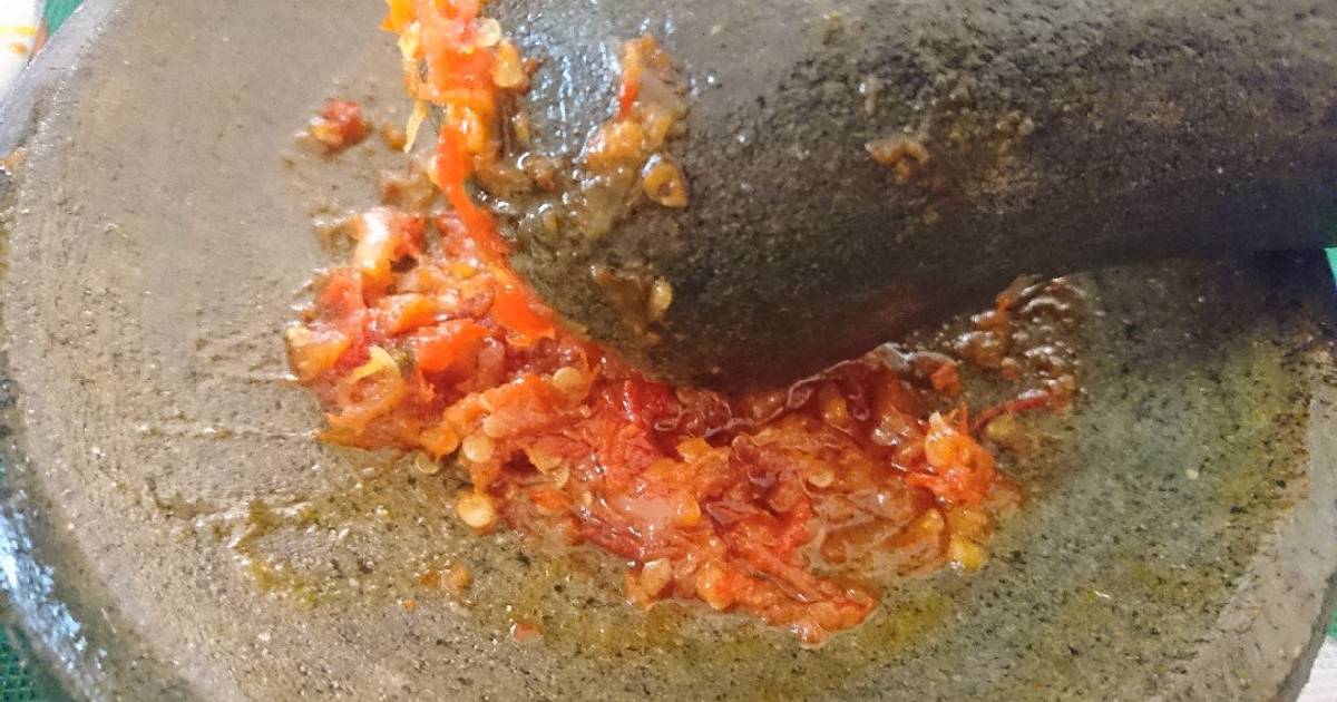 Resep Sambal Ayam Geprek anti ribet level 20😂 oleh Nan 