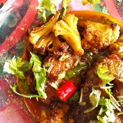 A picture of Katla fish with CAULIFLOWER.