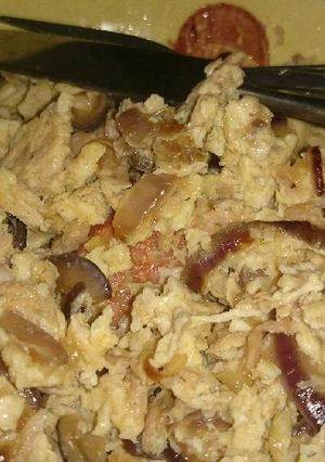 A picture of Tuna Scrambled Eggs.