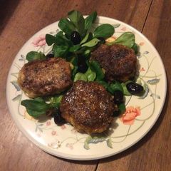A picture of France/Italie meat balls.