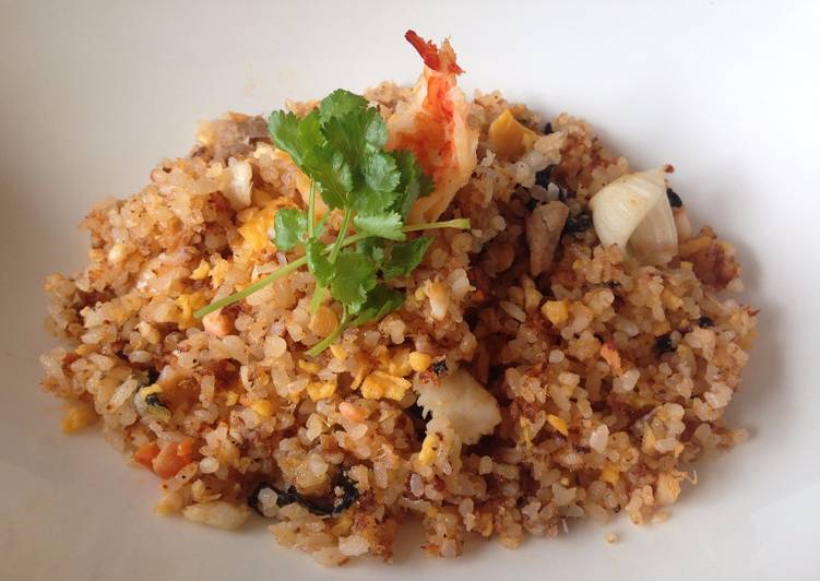 Steps to Make Speedy Fried Rice with Sushi