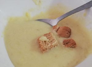Una foto de Crema de mazorca y cebolla