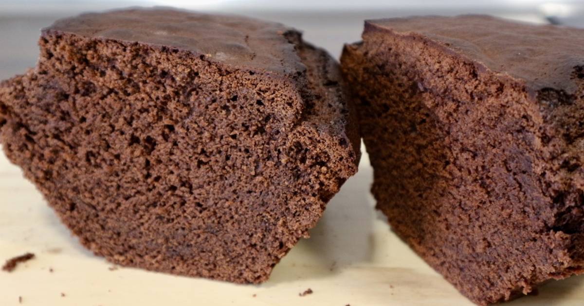 Bizcocho de chocolate suave y esponjoso Receta de RecetasPorUnTubo- Cookpad