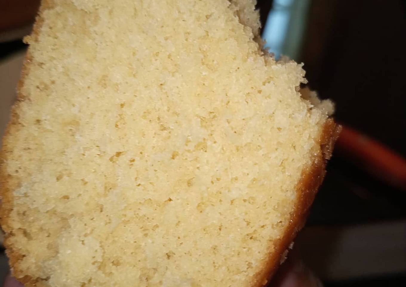 Simple Vanilla sponge cake