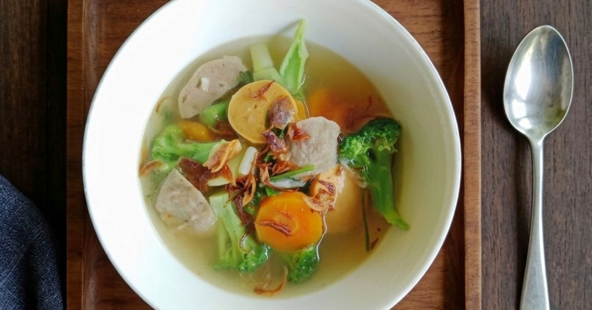 Sup Sayuran Bakso Sosis