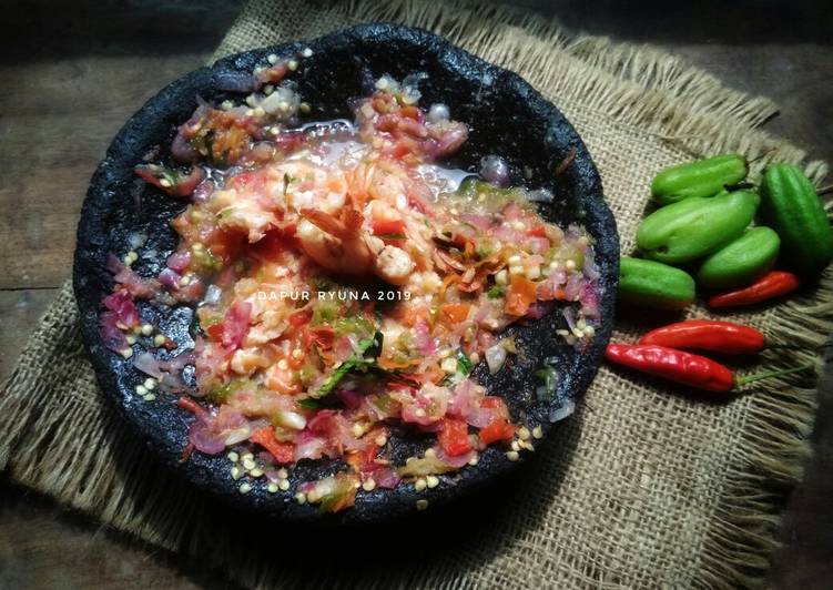 Cara Gampang Menyiapkan Asam Udeung (Sambal Ganja), Enak