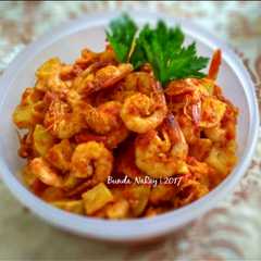 A picture of Udang Balado.