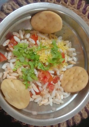 A picture of Instant bhel.