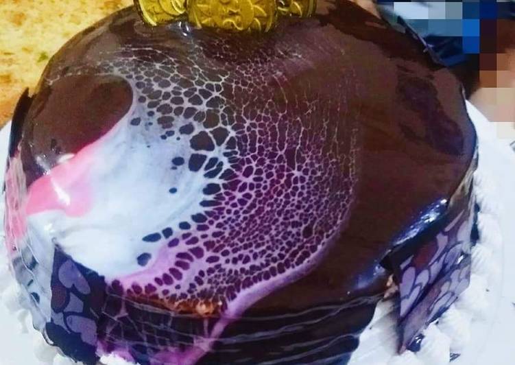 Leopard print Glaze cake