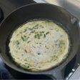 Pan-Sized Perfection: The Ultimate Scallion Pancakes | 「與鍋同大」的完美蔥油餅 (葱油饼 cōng yóu bǐng)