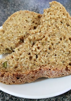 Una foto de Pan integral de zapallito italiano y sésamo en máquina Recco