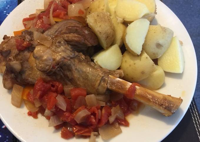 Recipe of Speedy Slow cooked lamb shanks