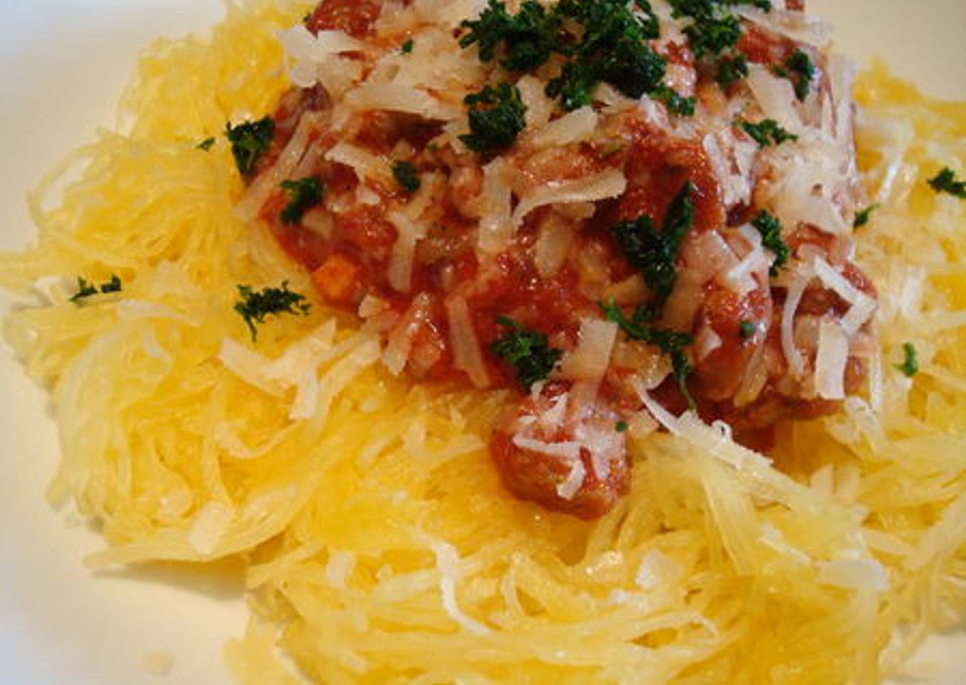 Courge spaghetti à la bolognaise