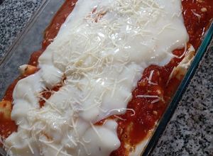 Una foto de Canelones saludables de verdura ricota y nuez