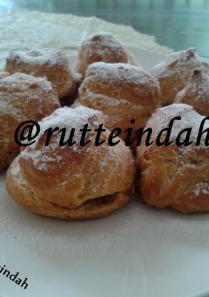 Foto resep Soes Moccacino Vla Coklat ala Rutte