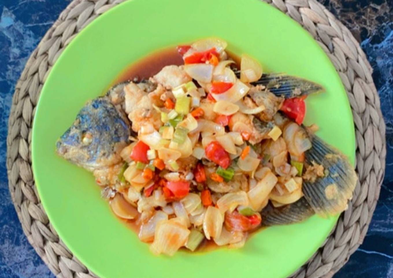 Gurame pedas manis