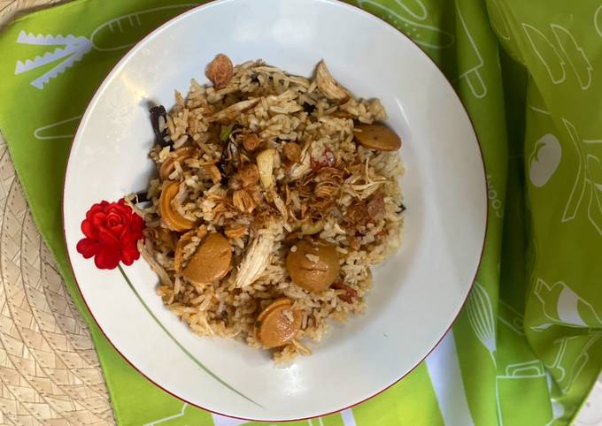 Resep Nasi goreng Ayam Sosis oleh Roro Woelan - Cookpad