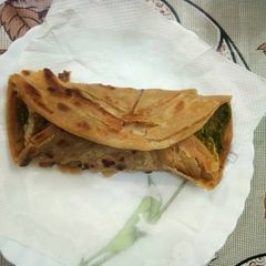 A picture of Chicken roll.