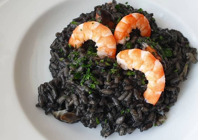 Arroz al Negro de Sepia
